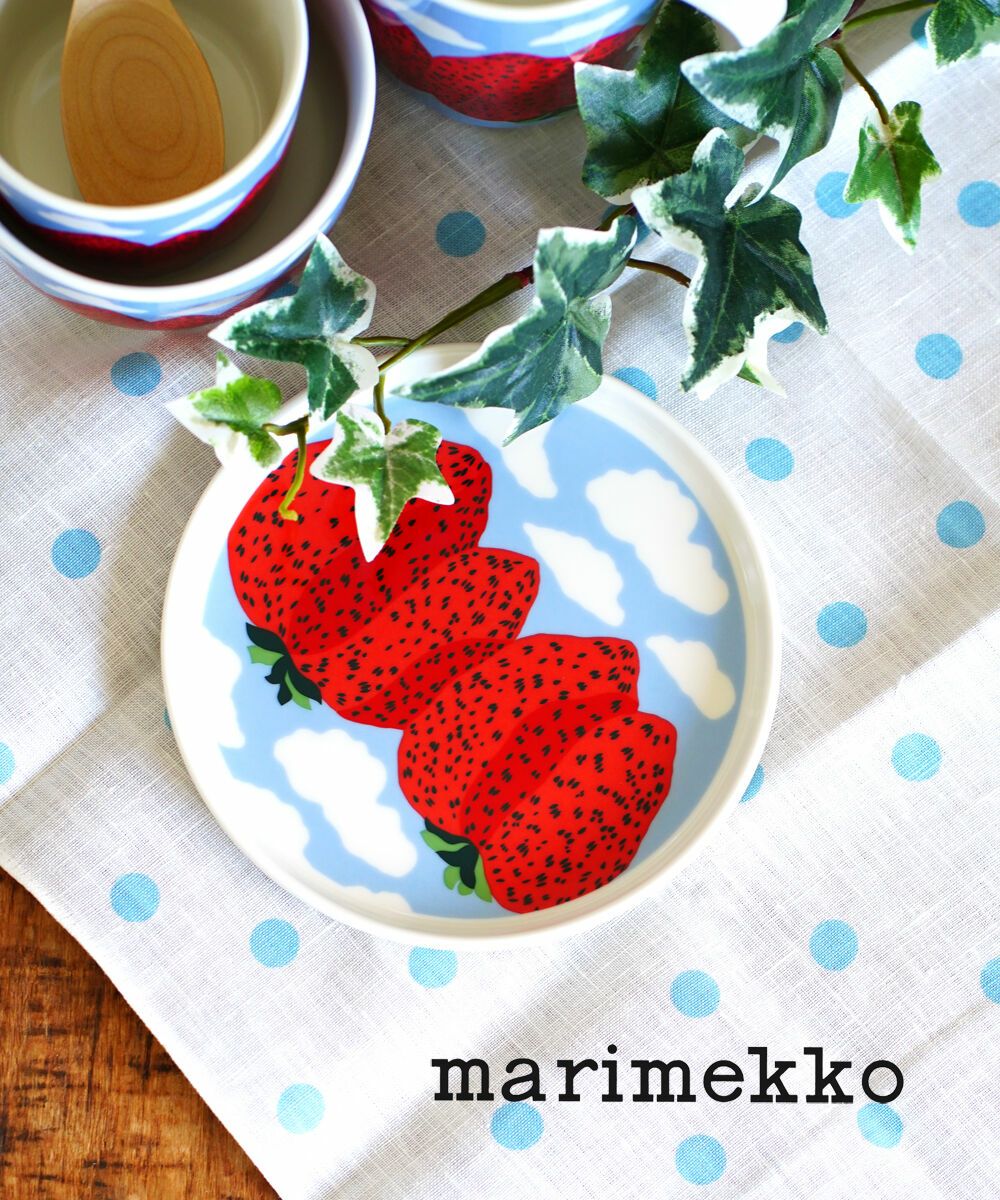 marimekko(マリメッコ) マンシッカヴオレット イチゴの山 皿 ラウンド 