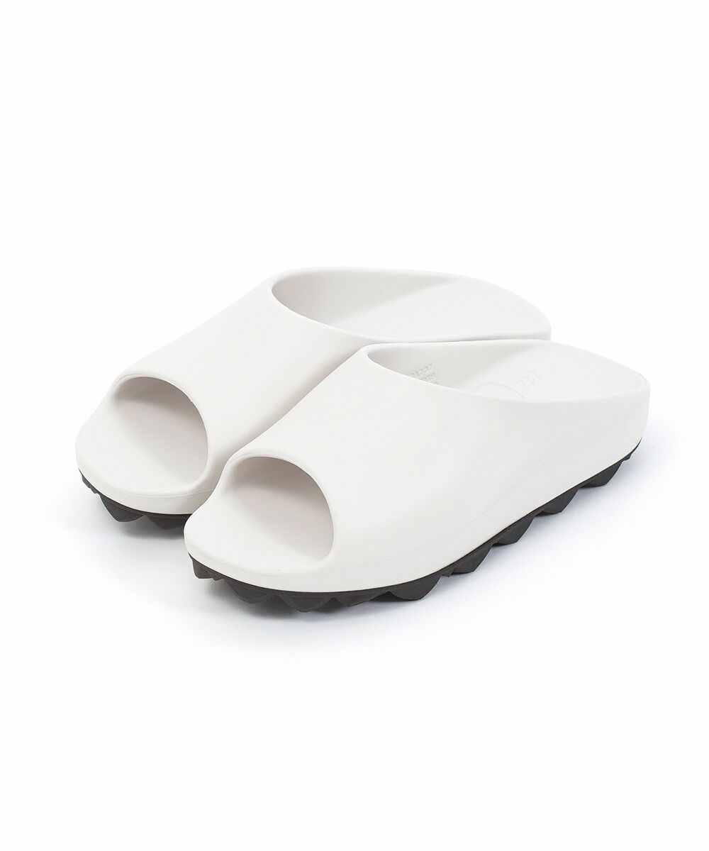 OFF WHITE/BLACK(OFBK)