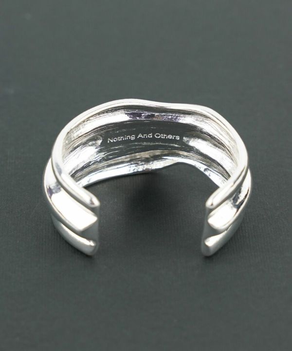 Nothing And Others(ナッシングアンドアザーズ)New Wave Bangle | BLEU