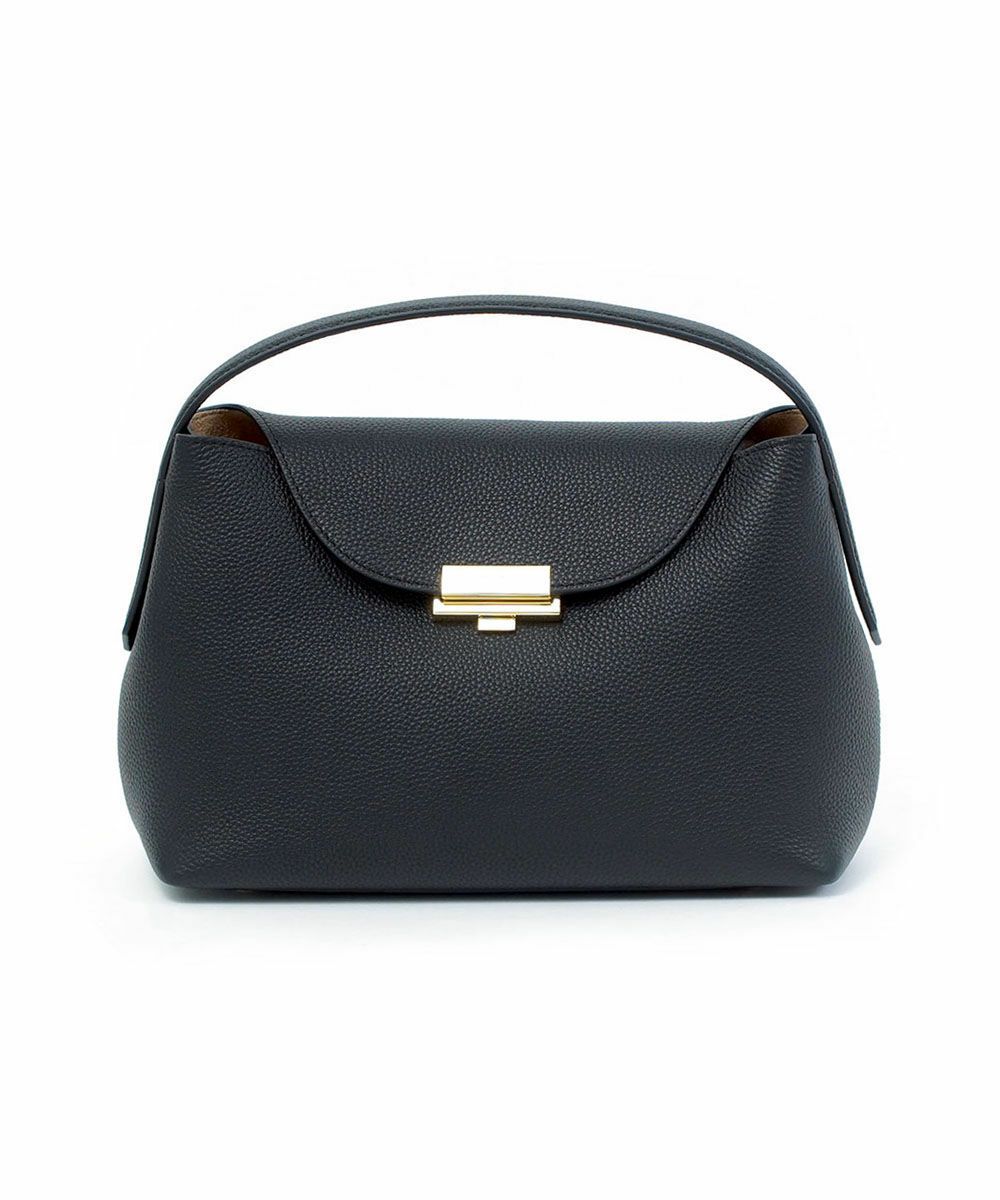 BLACK(BLK)