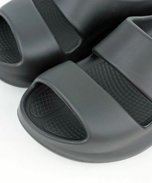 OOFOS(ウーフォス)OOyea ウーヤー | BLEU COMME BLEU(ブルーコムブルー)